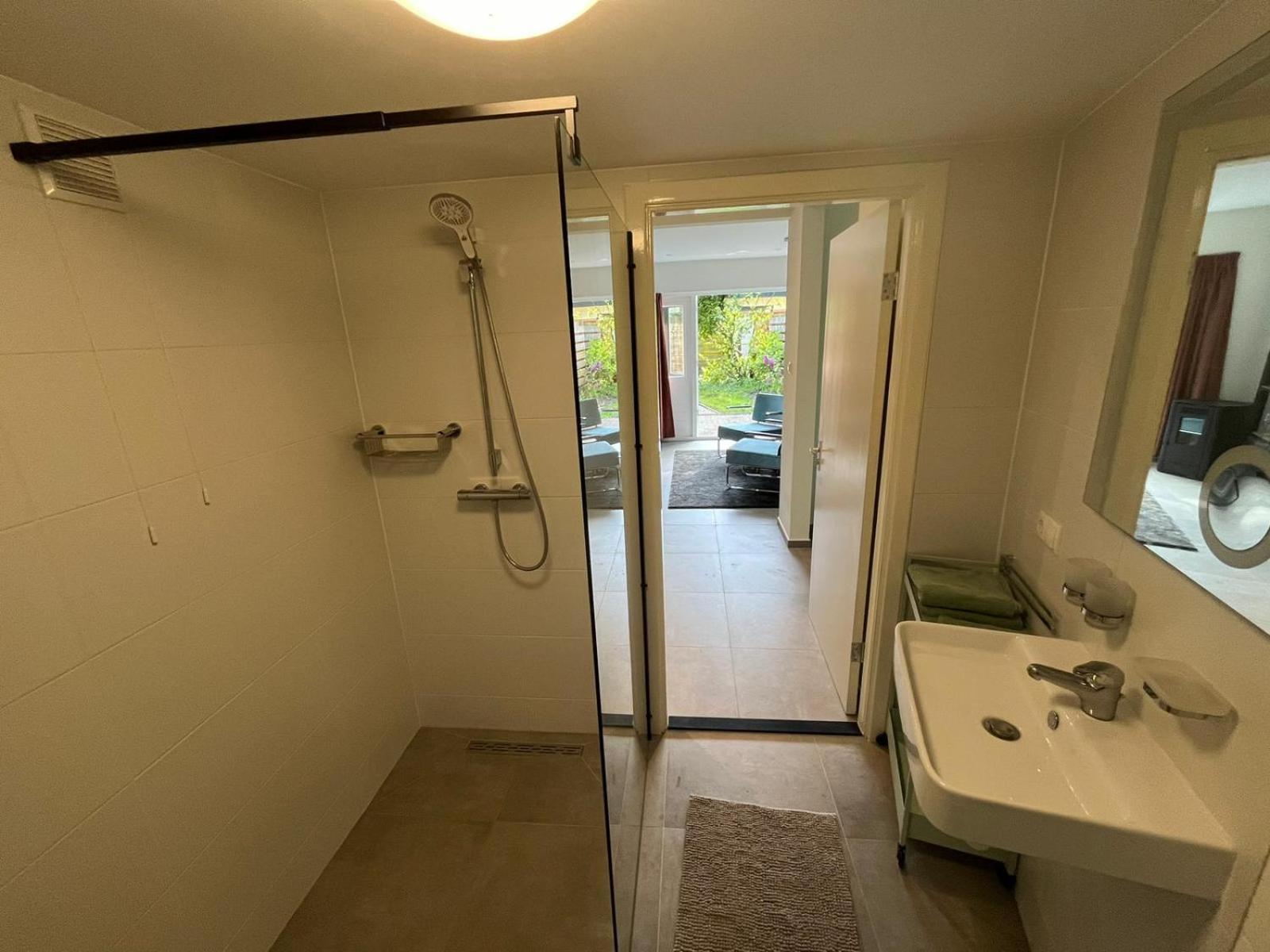 Huisje Teak Beekbergen Bagian luar foto